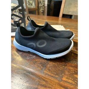 OOFOS OOmg Low Black White Slip On Recovery Shoes Womens 8 EU 39 07012023-17